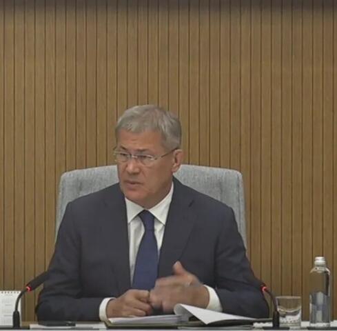 Радий Хабиров потребовал усилить контроль за топливным обеспечением в Башкирии