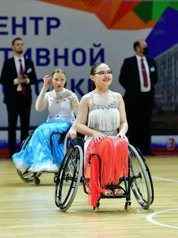 Коляска не помеха: как Юлия Юлдыбаева из Белорецка покоряет сцену и находит счастье в движении